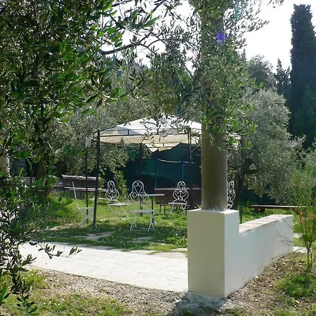 One Bedroom With View Shared Pool And Enclosed Garden At Calenzano