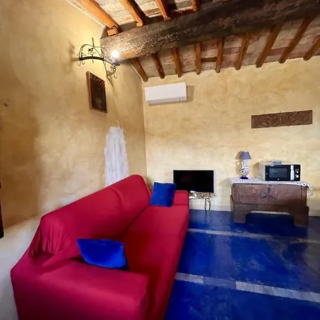 One Bedroom With View Shared Pool And Enclosed Garden At Calenzano